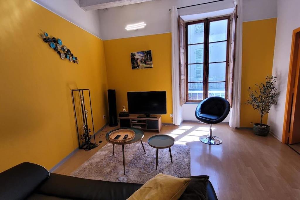 Avignon Apartement A 2 Pas Du Palais De Papes Exteriör bild