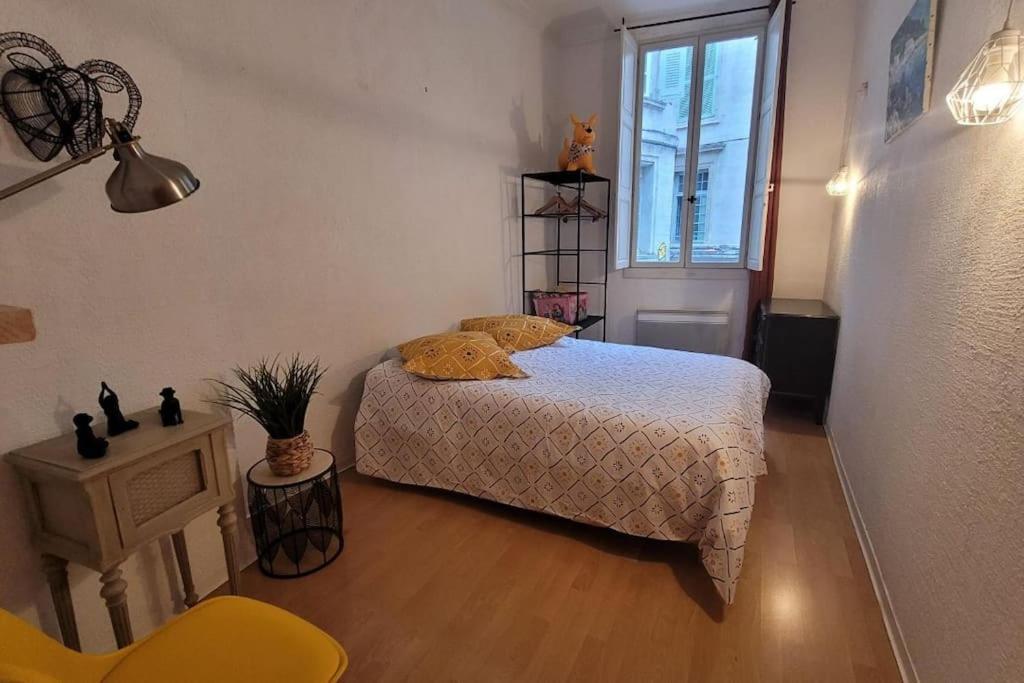Avignon Apartement A 2 Pas Du Palais De Papes Exteriör bild