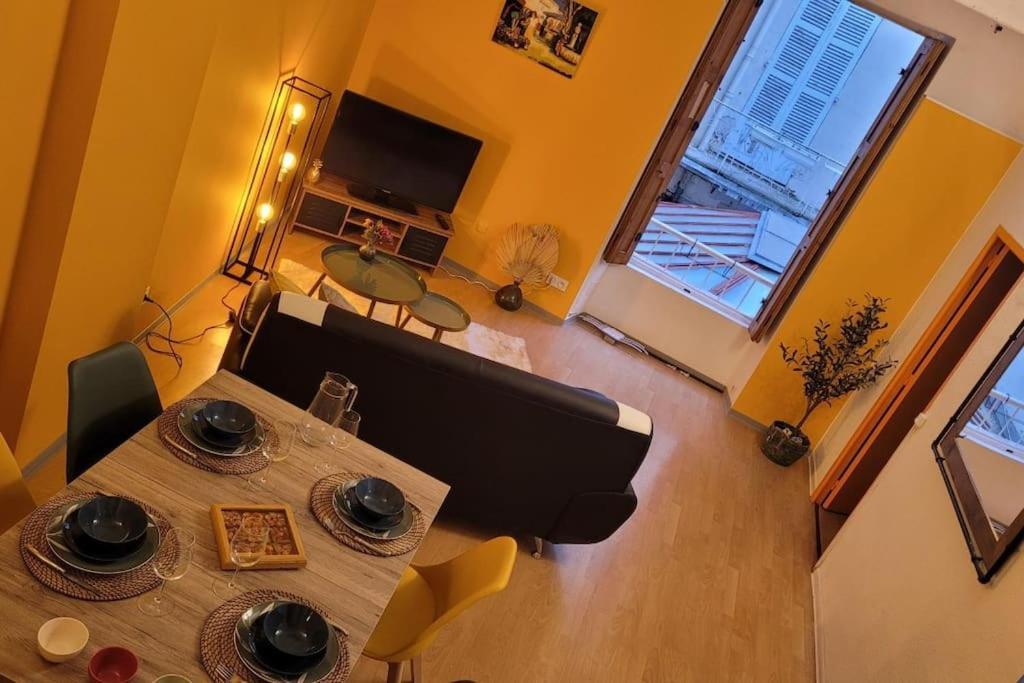Avignon Apartement A 2 Pas Du Palais De Papes Exteriör bild
